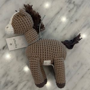 New Albetta Crocheted Horse Stuffed Animal Toy